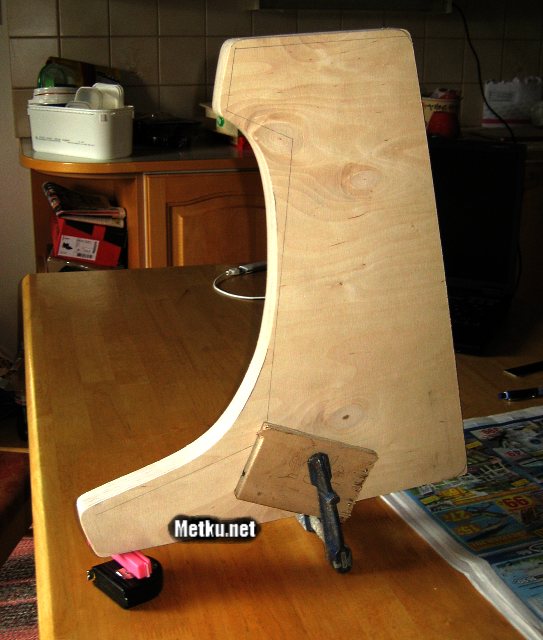 Project:: Arcade - Tutorial on how to build a desktop arcade cabinet