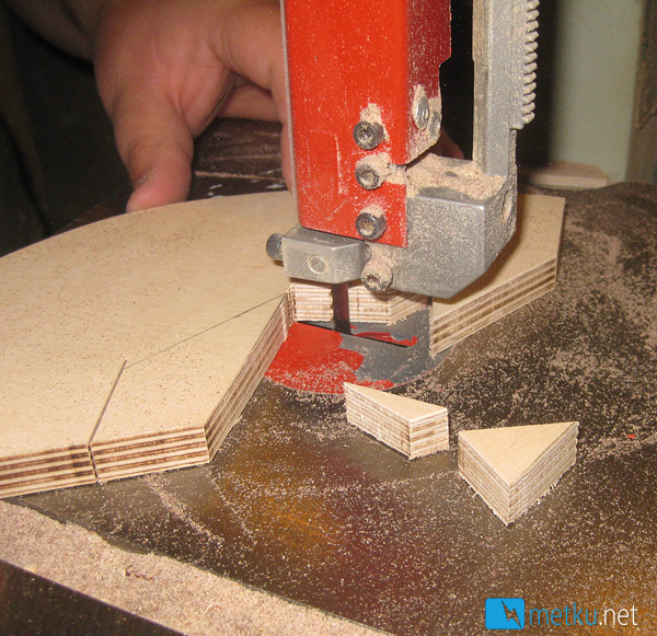 Project:: Arcade - Tutorial on how to build a desktop arcade cabinet