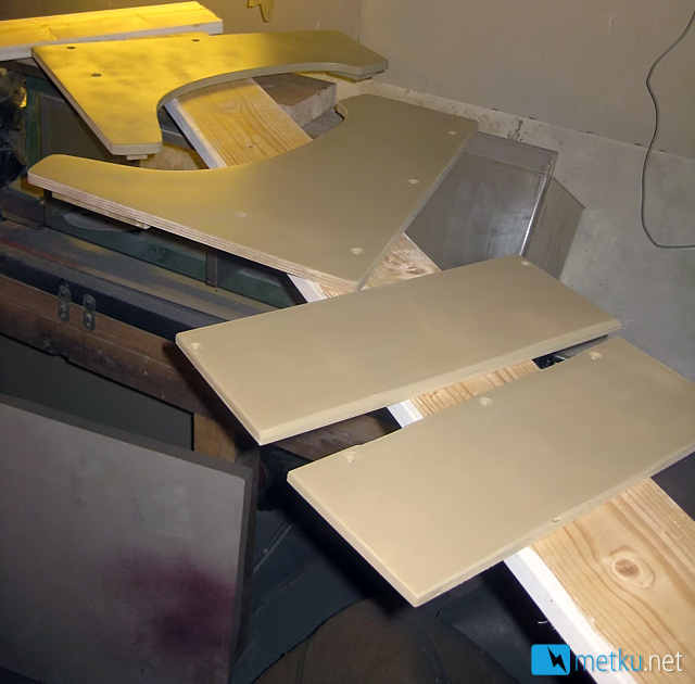 Project:: Arcade - Tutorial on how to build a desktop arcade cabinet