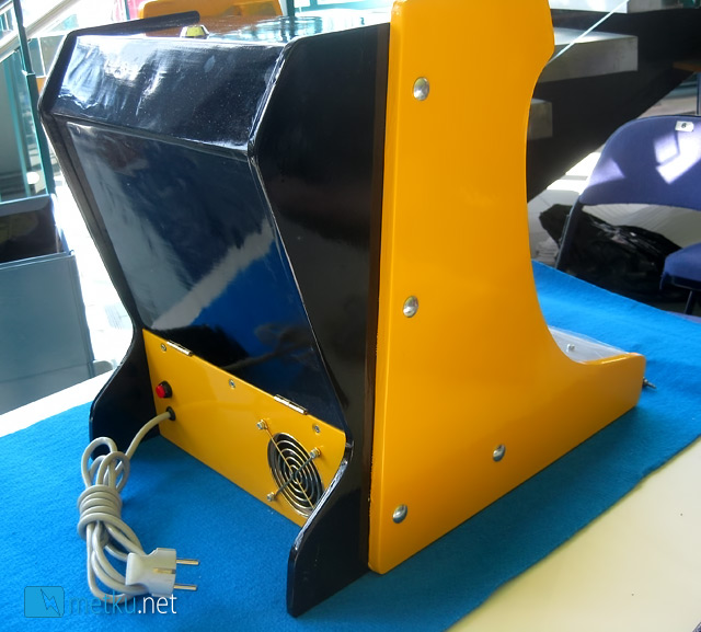 Project:: Arcade - Tutorial on how to build a desktop arcade cabinet