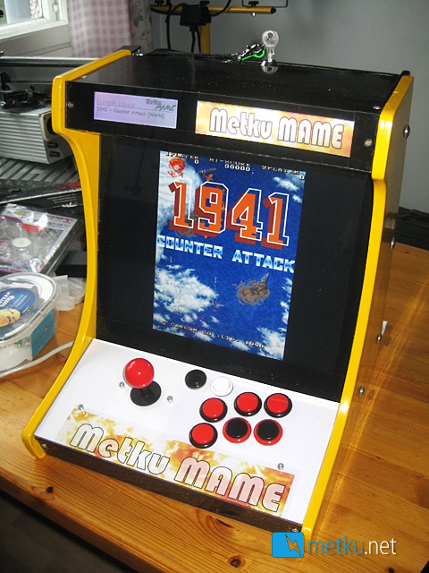 Project:: Arcade - Tutorial on how to build a desktop arcade cabinet