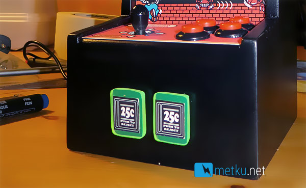 GarBade - Game Boy Arcade - Klassikko kabinetin muodossa