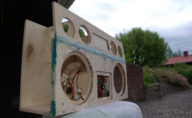 Making the box airtight