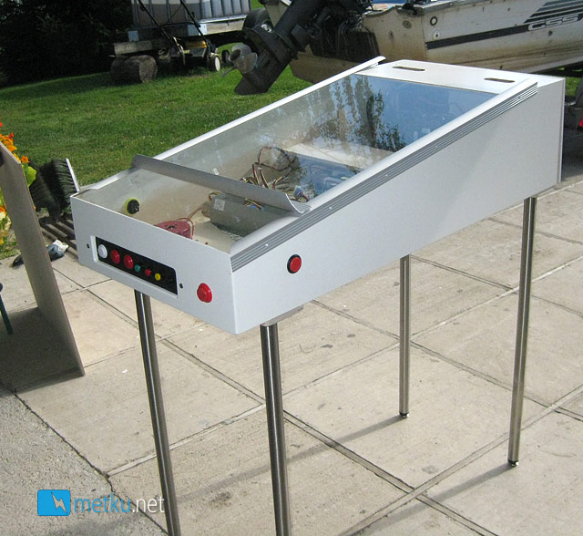 Metku Pinball - World first water cooled Pinball machine!