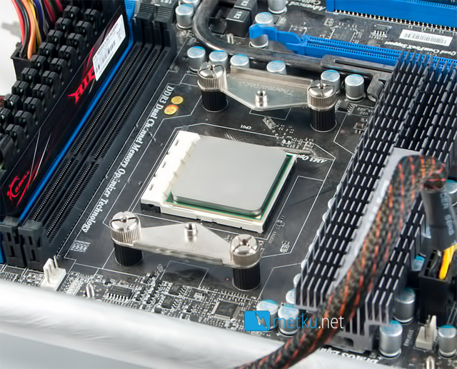 Air Cooler Roundup - Arctic Cooling vs. Thermaltake