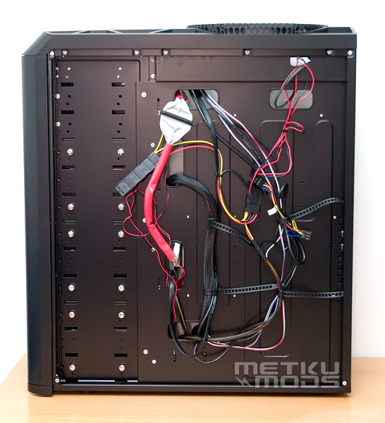 Antec 300 vs. 1200