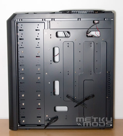 Antec 300 vs. 1200