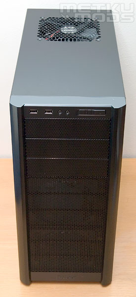 Antec 300 vs. 1200