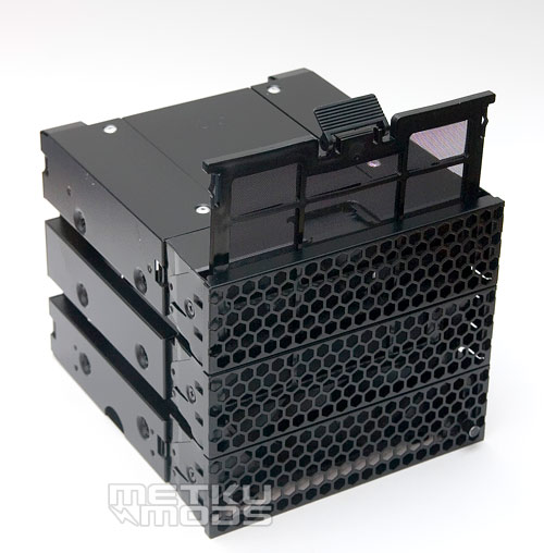 Antec 300 vs. 1200