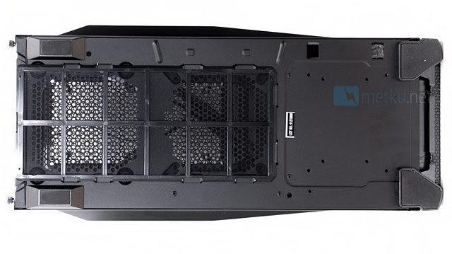 Corsair Carbide 400R - Quality enclosure for price-conscious shoppers