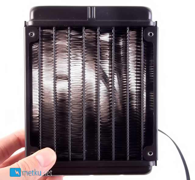 Corsair Hydro H70 - All-In-One water cooling for CPU