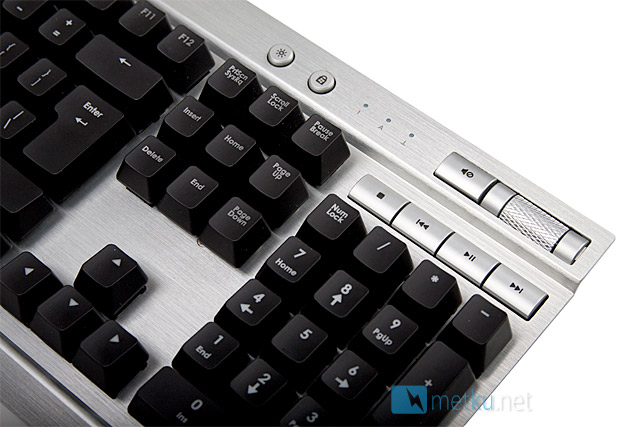 Corsair Vengeance K90 Gaming Keyboard - High-end keyboard for a gamer