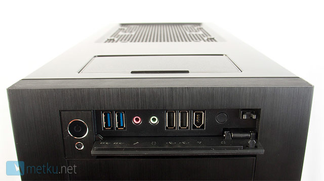 Corsair Obsidian 650D - Extremely stylish and well thought out case