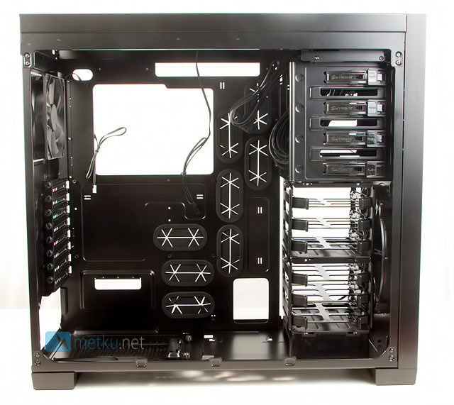 Corsair Obsidian 650D - Extremely stylish and well thought out case