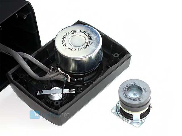 Corsair SP2500 2.1 Speaker System - High quality sound for any use