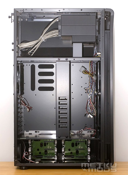 Lian-li Tyr PC-X2000