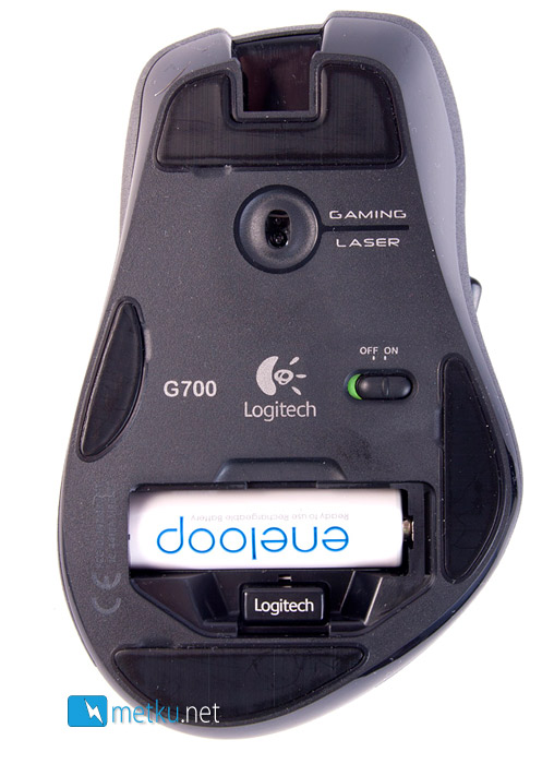 Logitech Wireless Gaming Mouse G700 - 13 MMORPG keys to keep your fingers busy