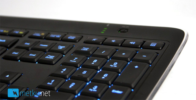Logitech Wireless Illuminated Keyboard K800 - A very stylish wireless keyboard
