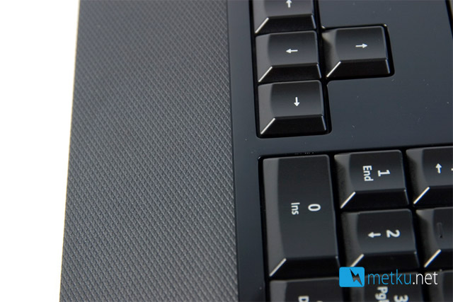 Microsoft Sidewinder X4 Gaming Keyboard - Gaming keyboard with style in mind