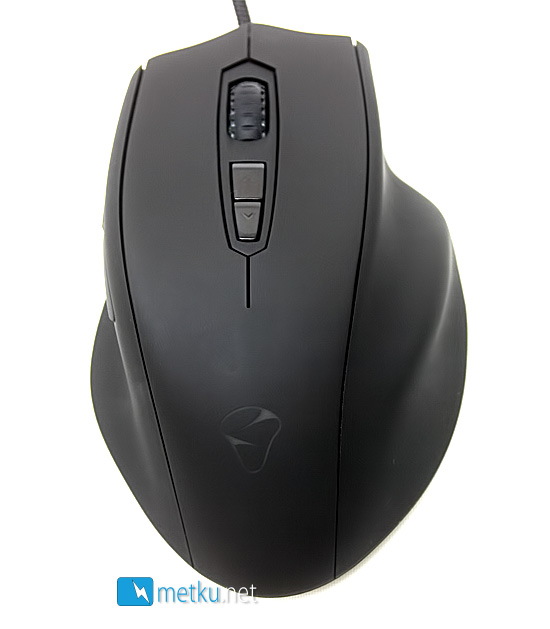 Mionix Naos 5000 pelihiiri - Pelihiiri josta et palaa vanhaan