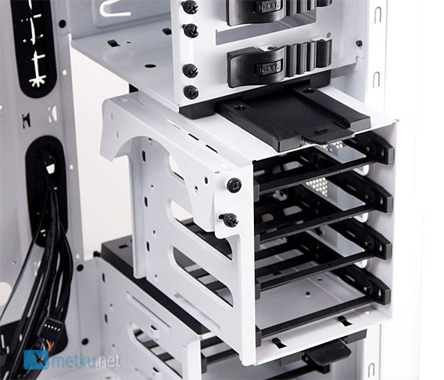 NZXT Phantom 410 - Enclosure with flexible cooling solutions
