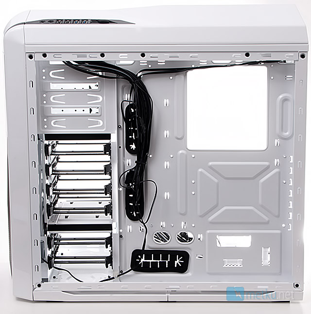 NZXT Phantom 410 - Enclosure with flexible cooling solutions
