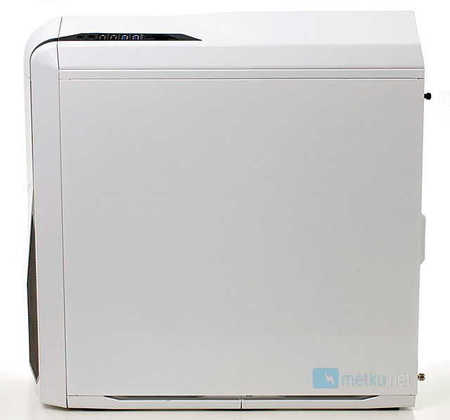 NZXT Phantom 410 - Enclosure with flexible cooling solutions