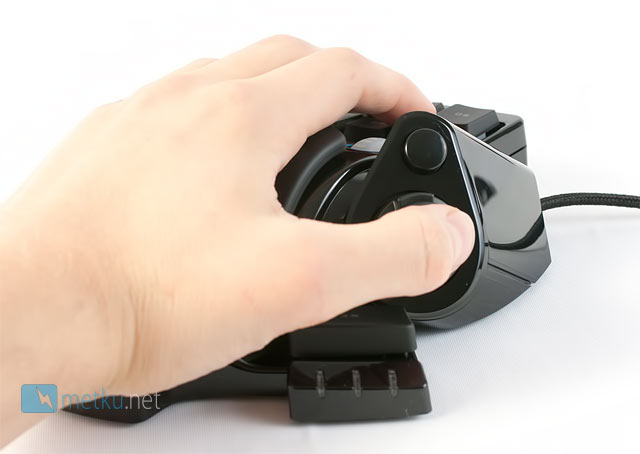 Razer Nostromo - Gaming Keypad with a difference