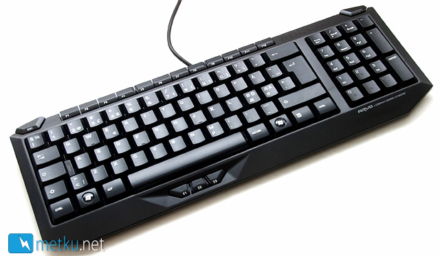 ROCCAT ARVO - Kompakti pelinäppäimistö