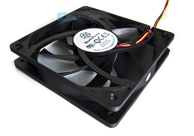 Silverstone PS07 - Stylish case with smaller dimensions
