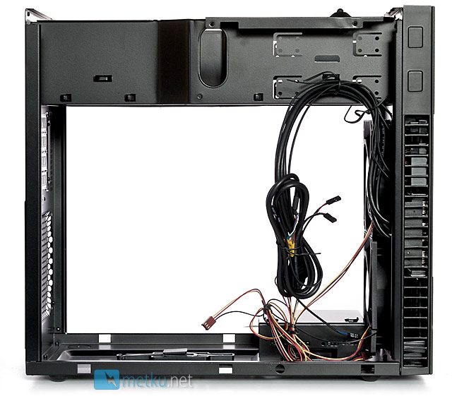 Silverstone PS07 - Stylish case with smaller dimensions