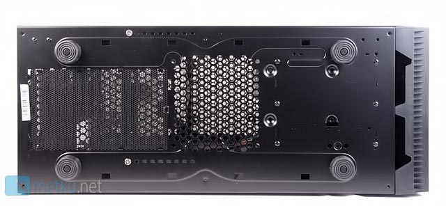 Thermaltake Armor A60 - Cool case with an USB3.0 connector