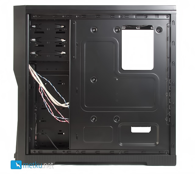 Thermaltake Armor A90 - Gaming case with eye-catching details
