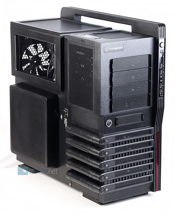 Thermaltake Level 10 GT - Breaking the mold in case design